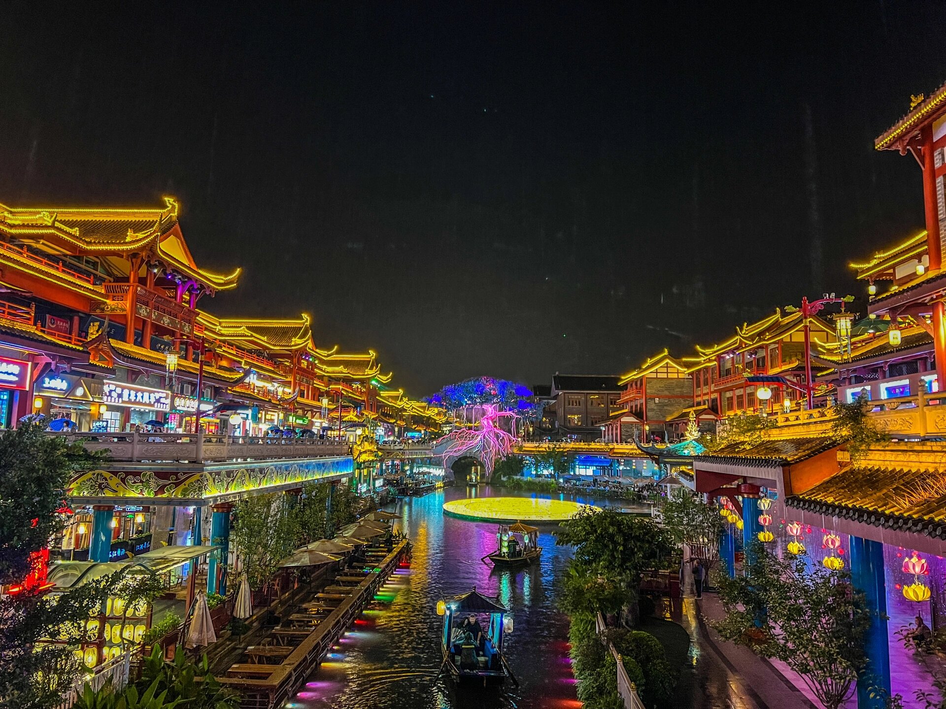 眉山📍网红打卡景点 周末好去处|眉山东坡水街 	 📍地址:四川省