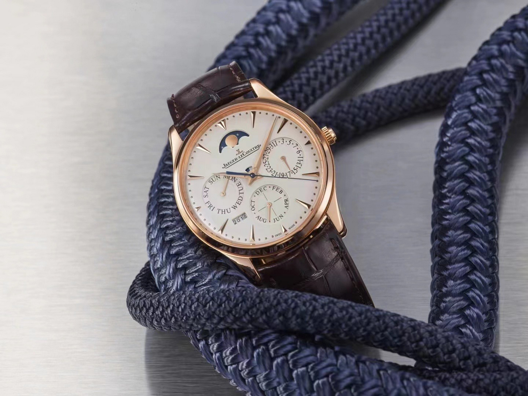 积家超薄大师万年历 积家全球代言人易烊千玺佩戴积家超薄大师系列