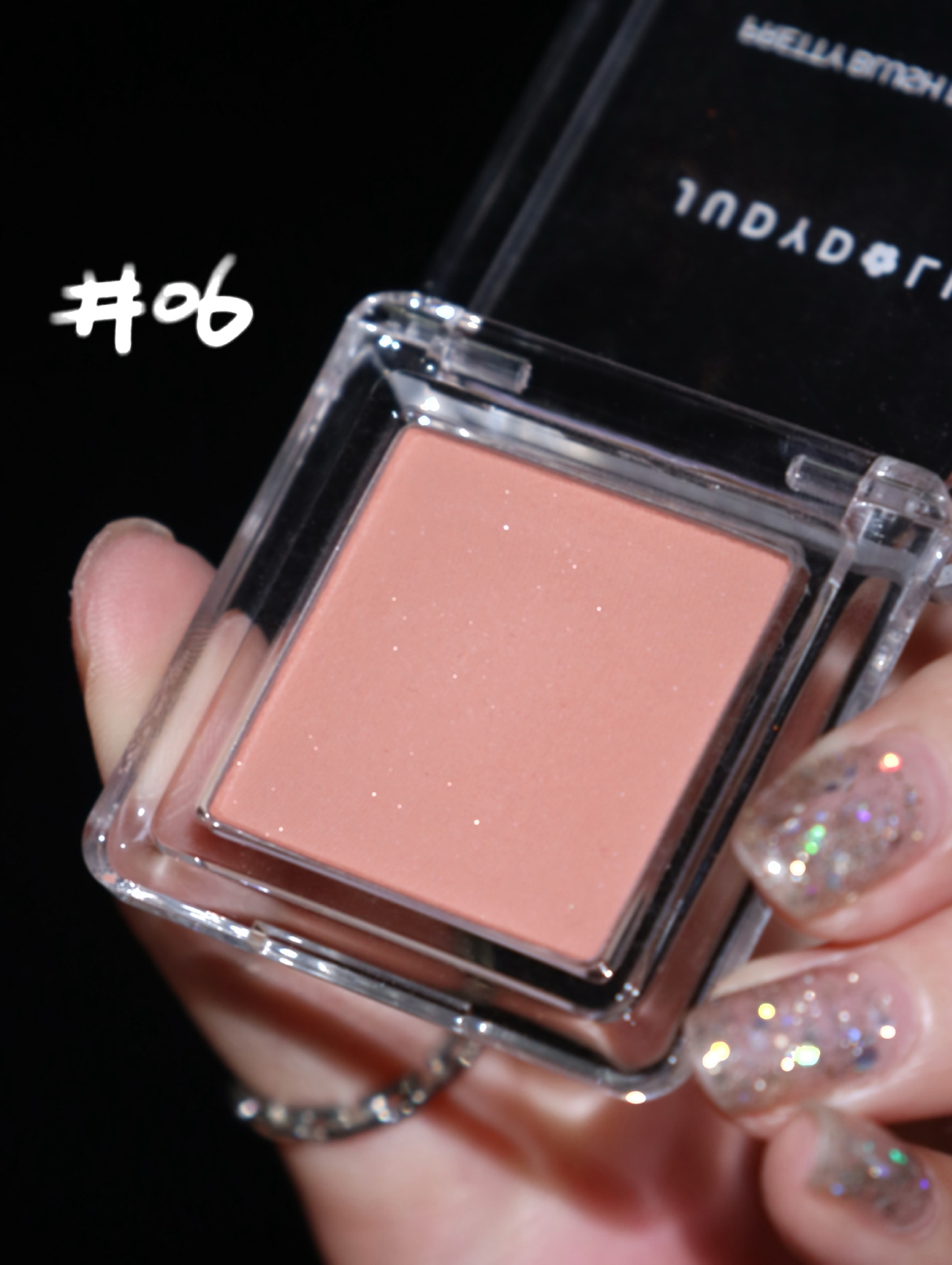 暖皮必备蜜桃色系腮红|橘朵06&41对比 看到很多化妆师都在推单色腮红