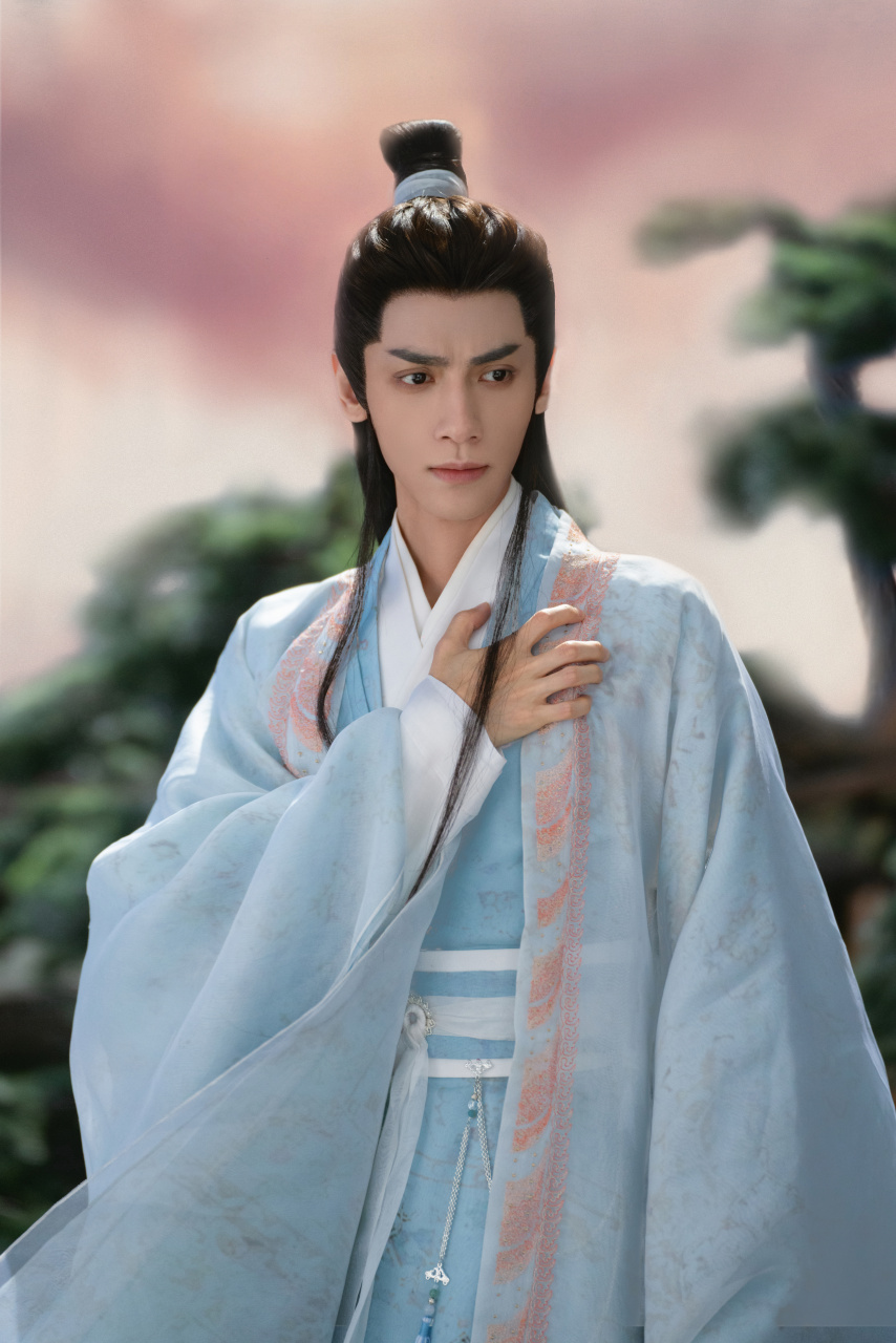 【应有烬有补给仓】 沧九旻@罗云熙 剧照来啦!