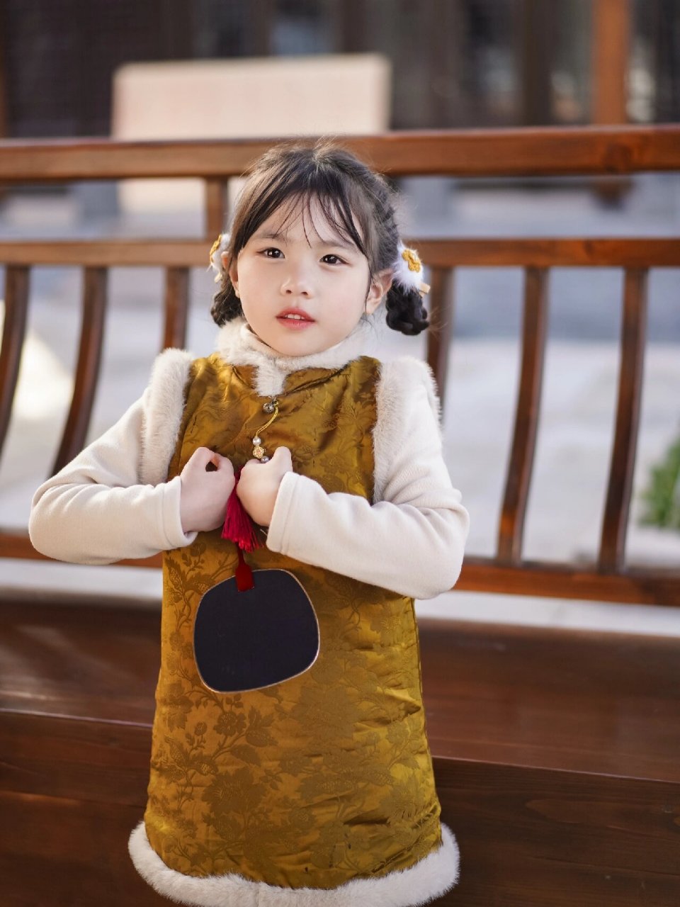 我滴人间小可爱～99 今年拜年服都太卷啦～ 根本买不完…… #骗你生