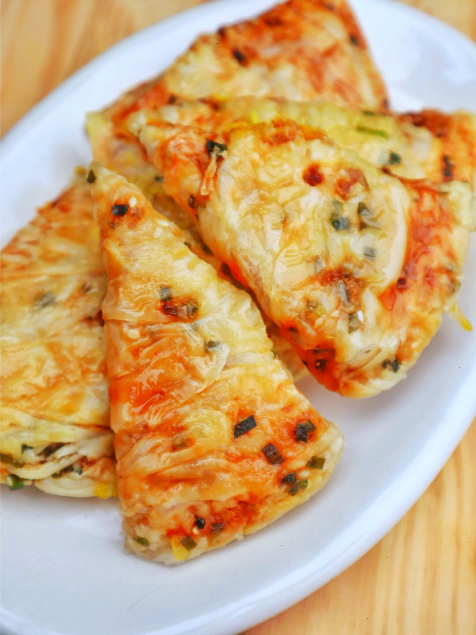 微波炉也算是低配版烤箱啦 能做的东西可不少哦! 这个苹果派超级香!