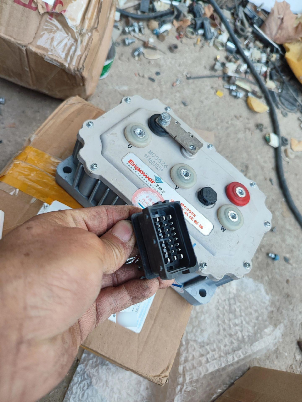 微米电动车改英博尔控制器,仪表工作正常,质量可靠.