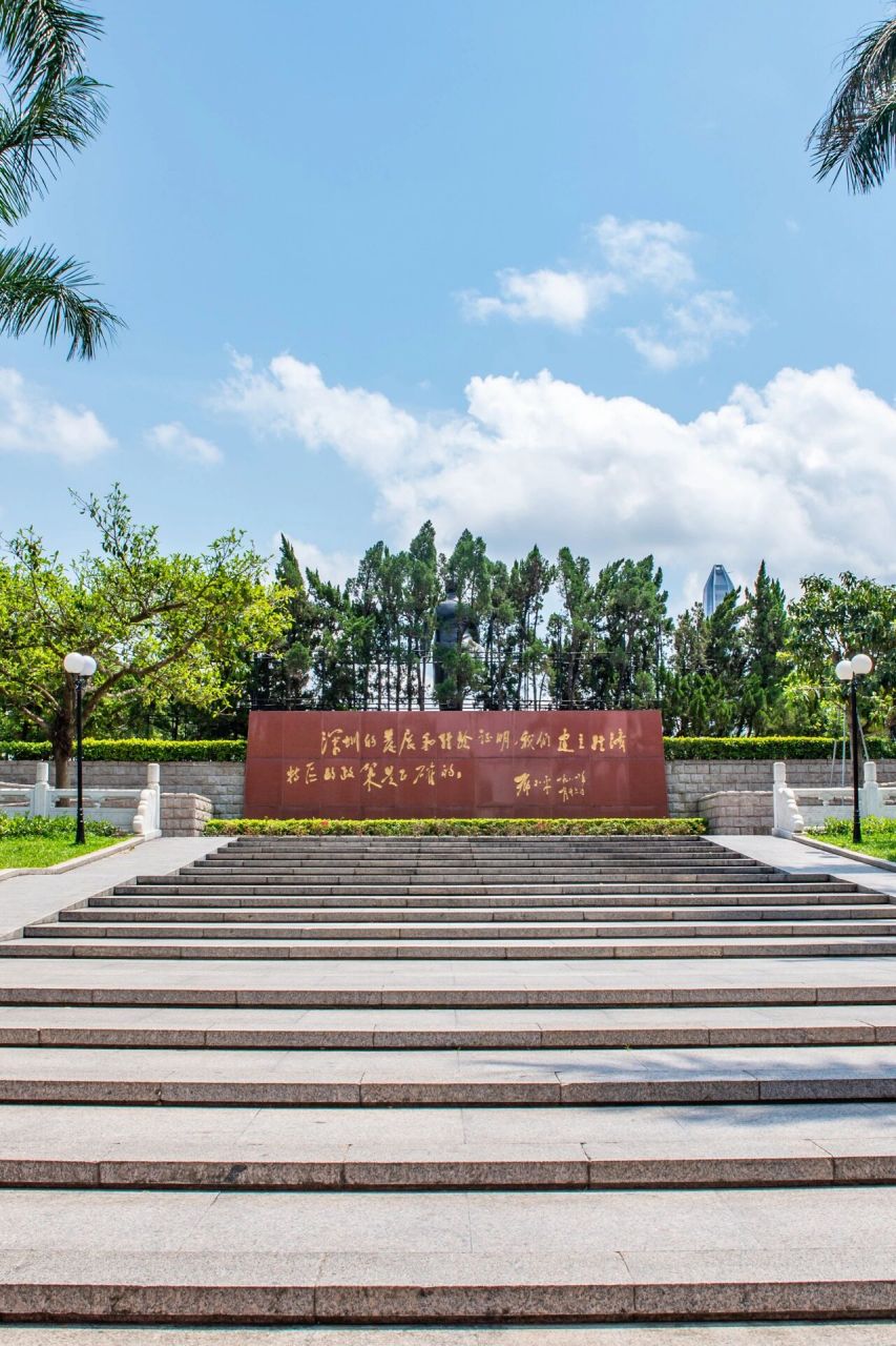 山公园 莲花山可能是深圳游玩都会去的打卡景点了吧60156015