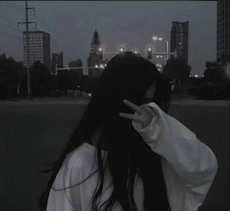 女生黑系头像