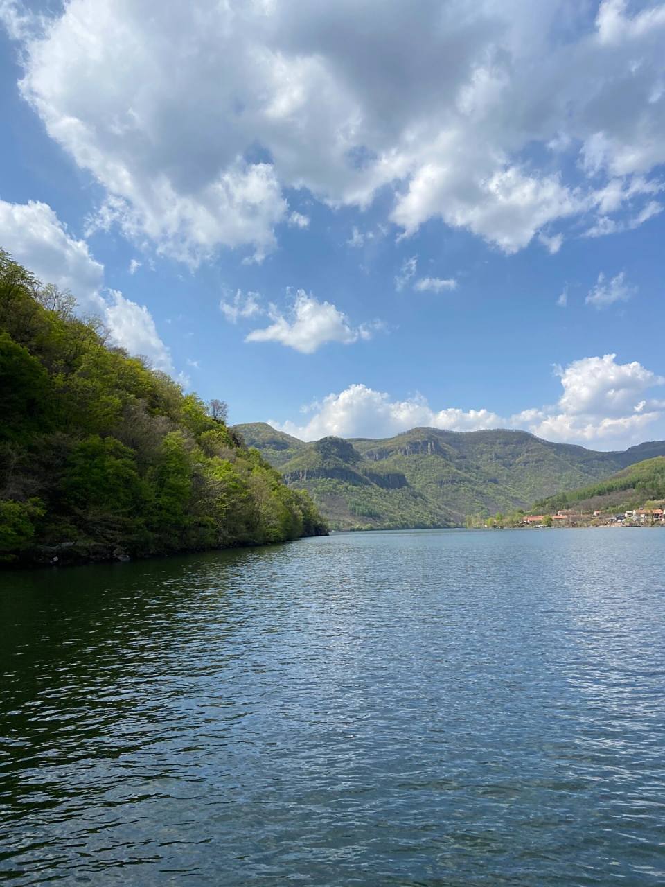 辽宁省丹东市宽甸满族自治县青山沟风景区 青山沟位于辽宁省丹东市