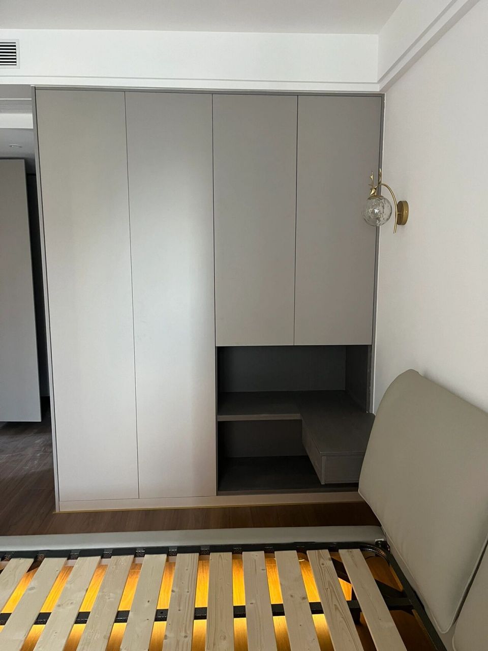 千年舟柜体藏青靓木色 柜门高雅灰 看到很多姐妹私信我,我就把上次