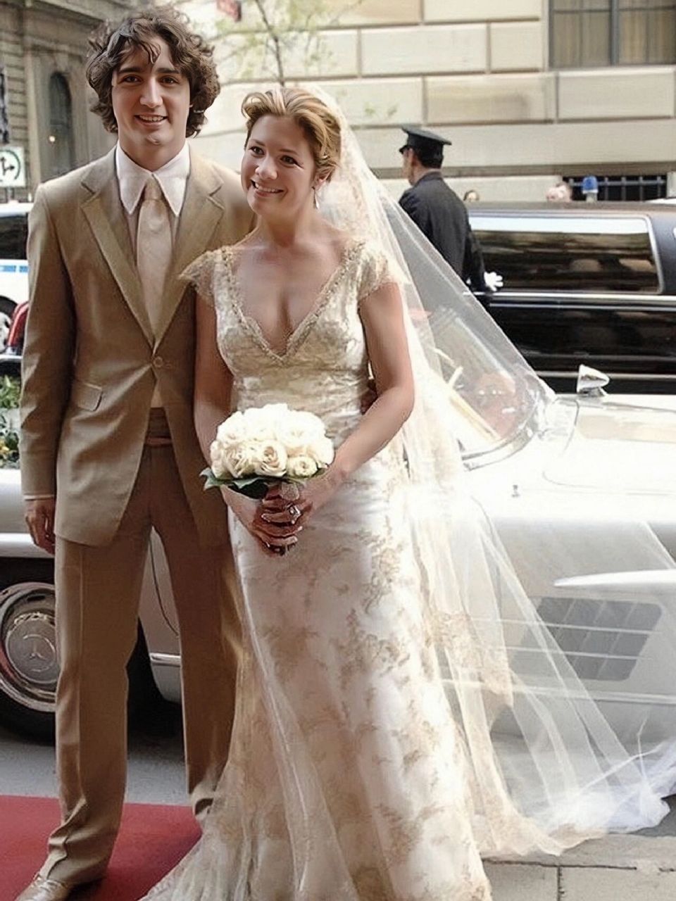 加拿大总理特鲁多和妻子苏菲的婚礼… 2005年特鲁多和苏菲结婚 特鲁多