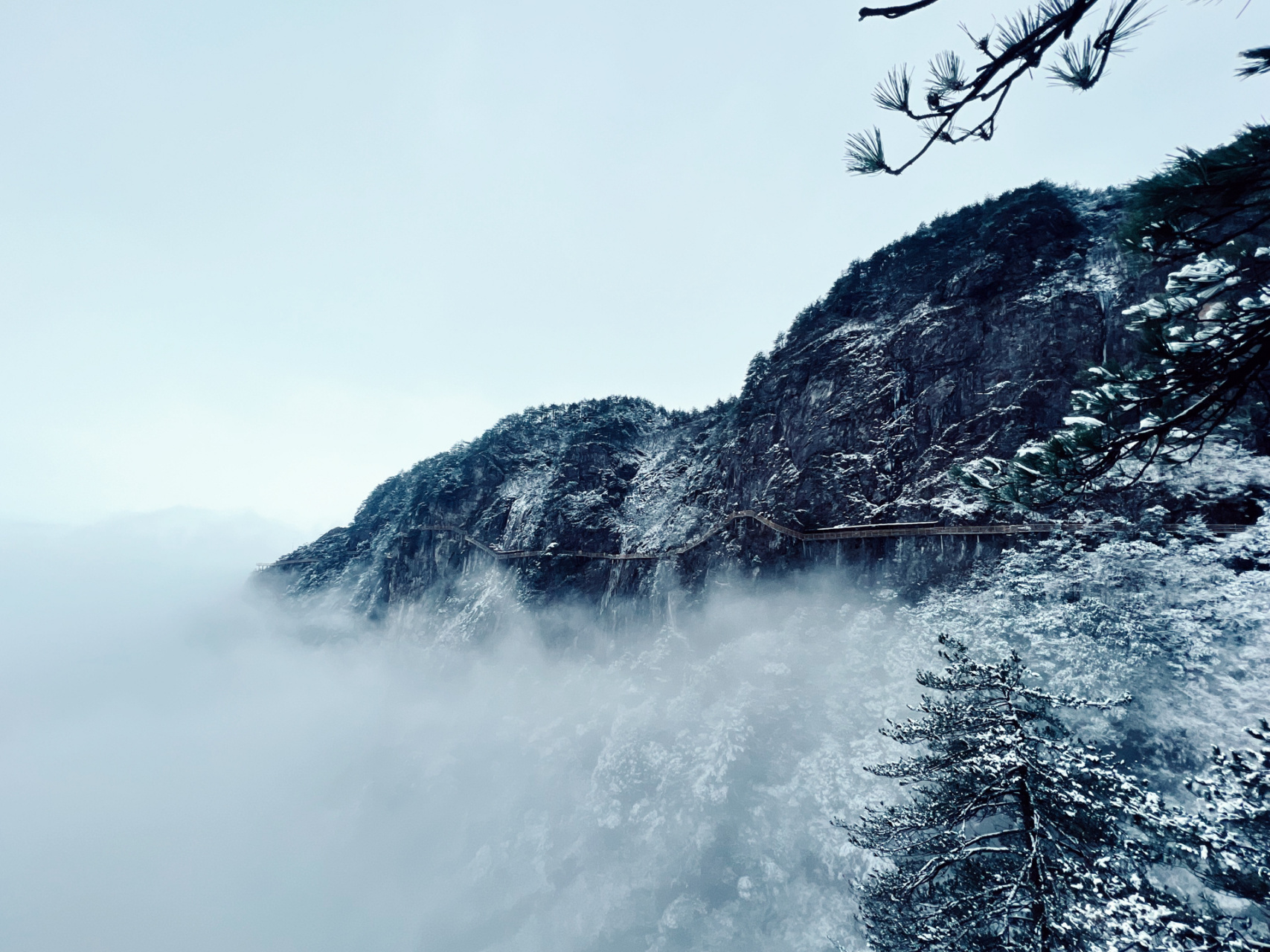 明月山(爬山 温泉) 江西宜春明月山,5a级景区.正好撞上山顶一场雪景.