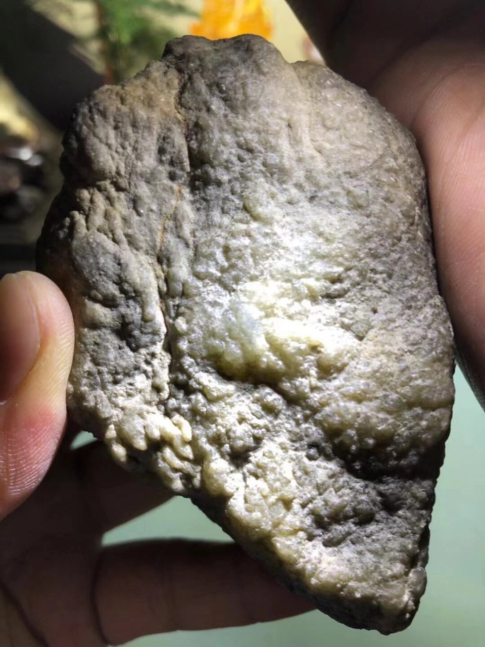 「佐伟珠宝」莫西沙脱沙翡翠原石 hk-61 469g 莫西沙脱沙料 老象皮