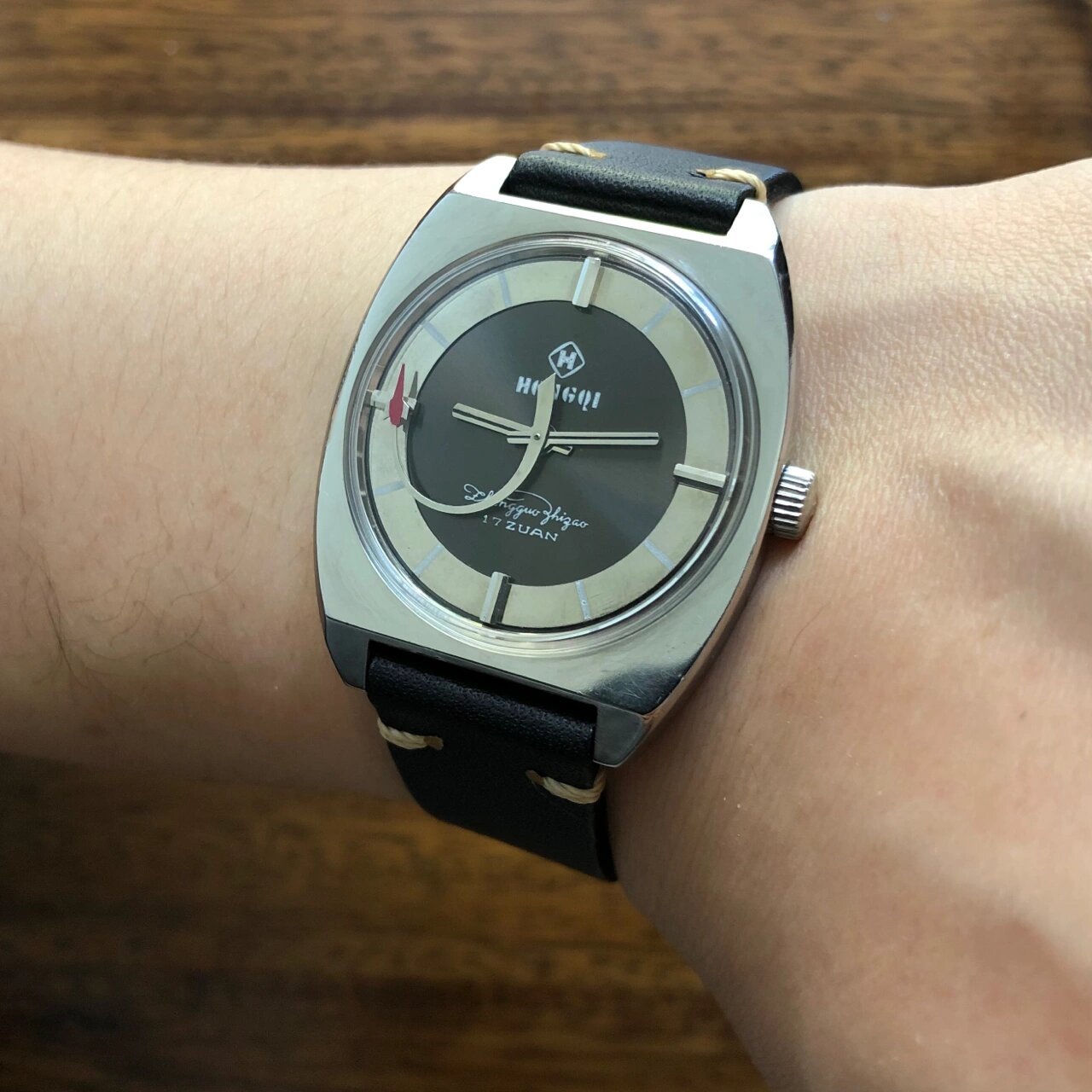 辽宁手表厂红旗牌老手表 70年代末生产飞机秒针