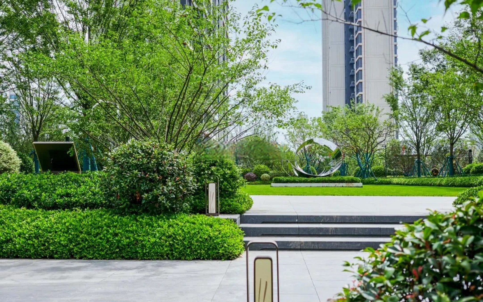 粉丝投稿:中海在安庆开发的一个楼盘实景:中海都汇滨江,无论是绿化