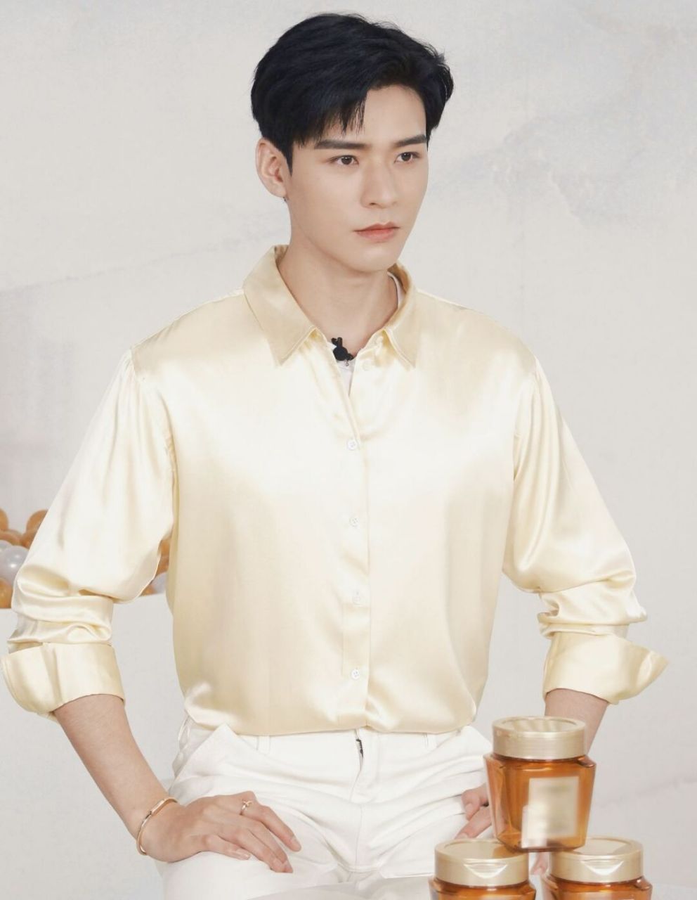 龚俊 2023.9.28 品牌直播活动 tom ford