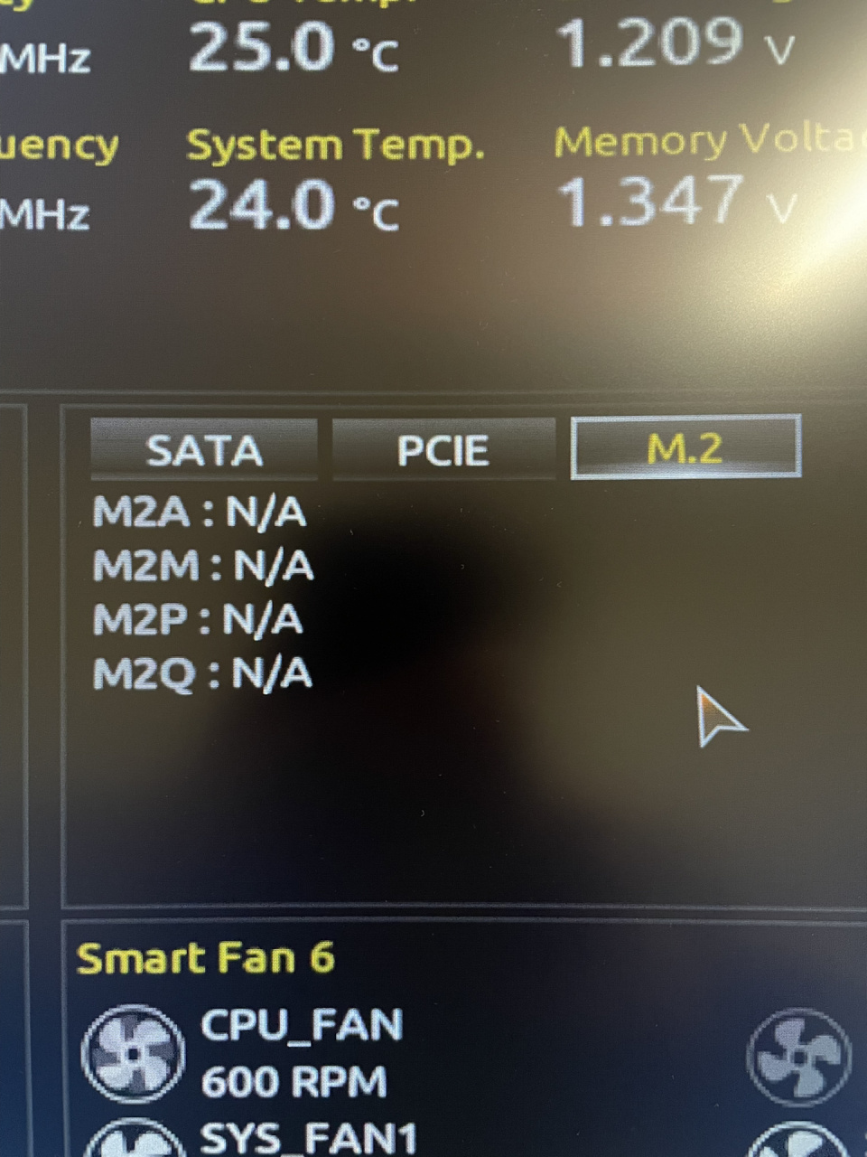 2 ssd 固态硬盘 做个笔记,我得研究研究哪里出问题.