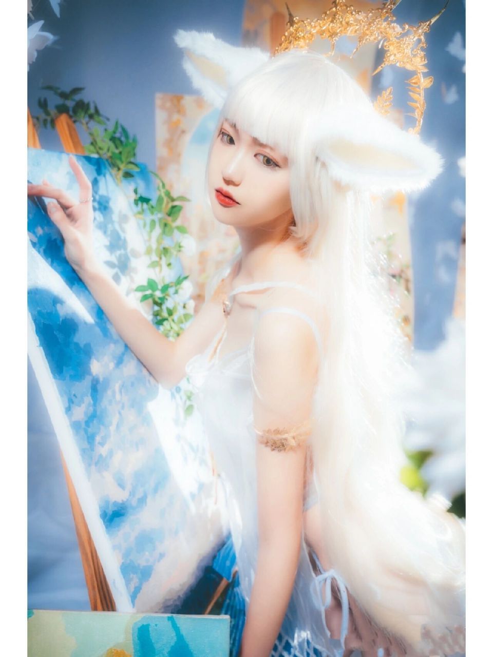 明日方舟 白金cos | 夏天来了快来看看泳装 "气色不错呢,博士~这是给