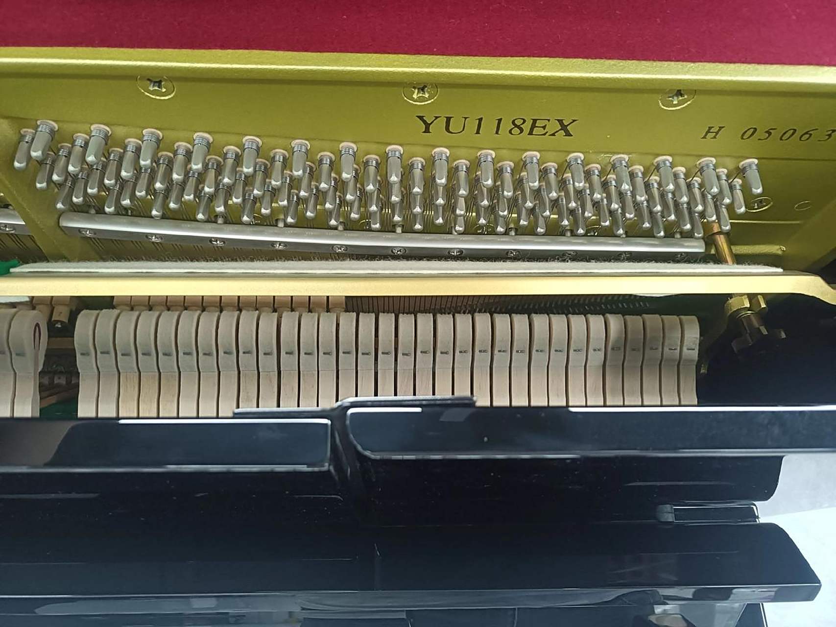 闲置雅马哈钢琴yu118ex.