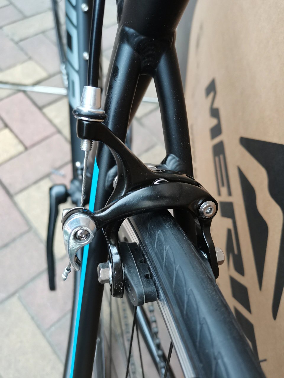 斯特拉92 美利达公路车:斯特拉92,三色可选.