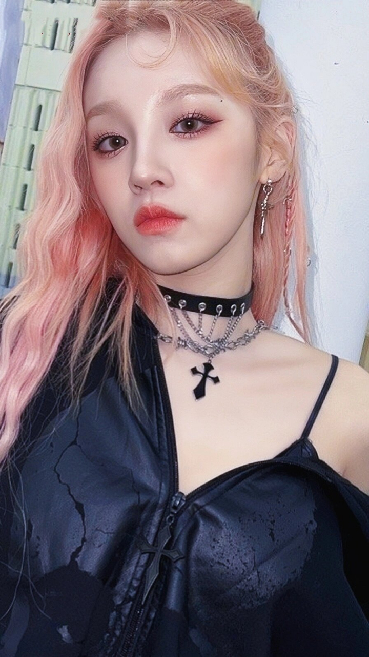 宋雨琦高清壁纸来袭 今天标题不一样了嘿嘿73雨琦帅帅帅