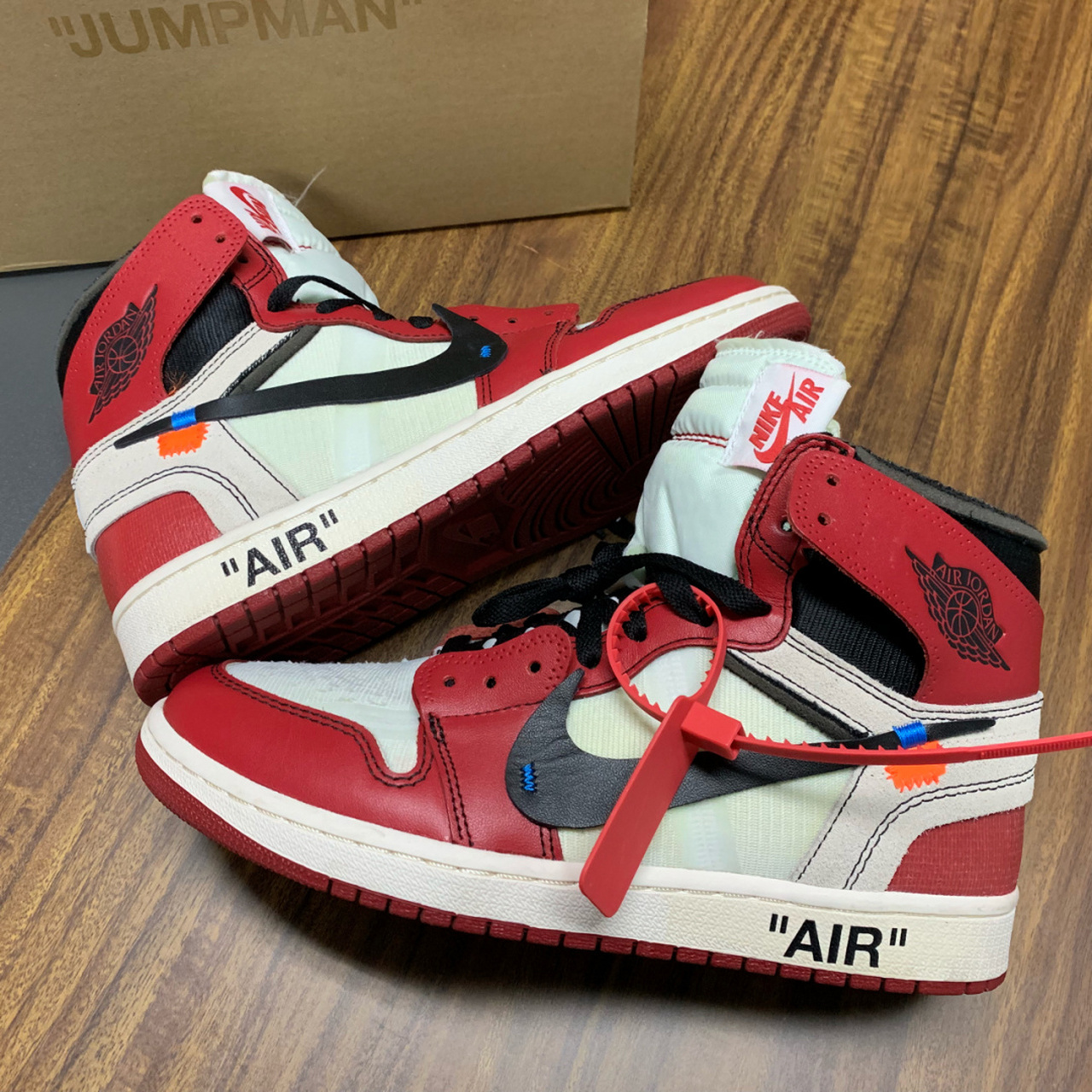 我最爱的一双off white联名,就是这双the ten aj1 offwhite联名,它也