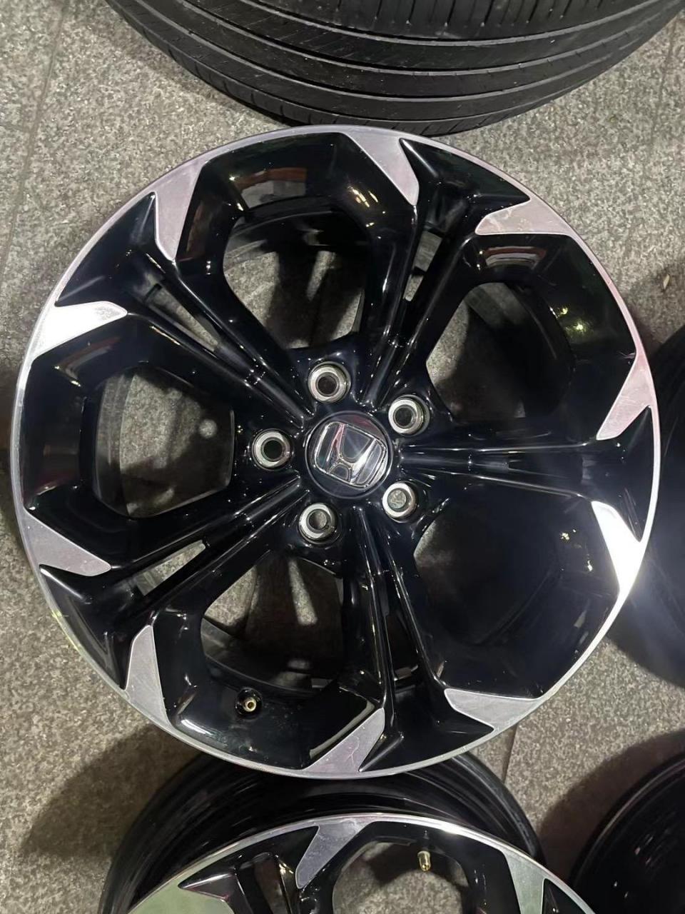 本田思域11代原厂17寸花瓣轮毂成色95新非常漂亮带原产静音模块