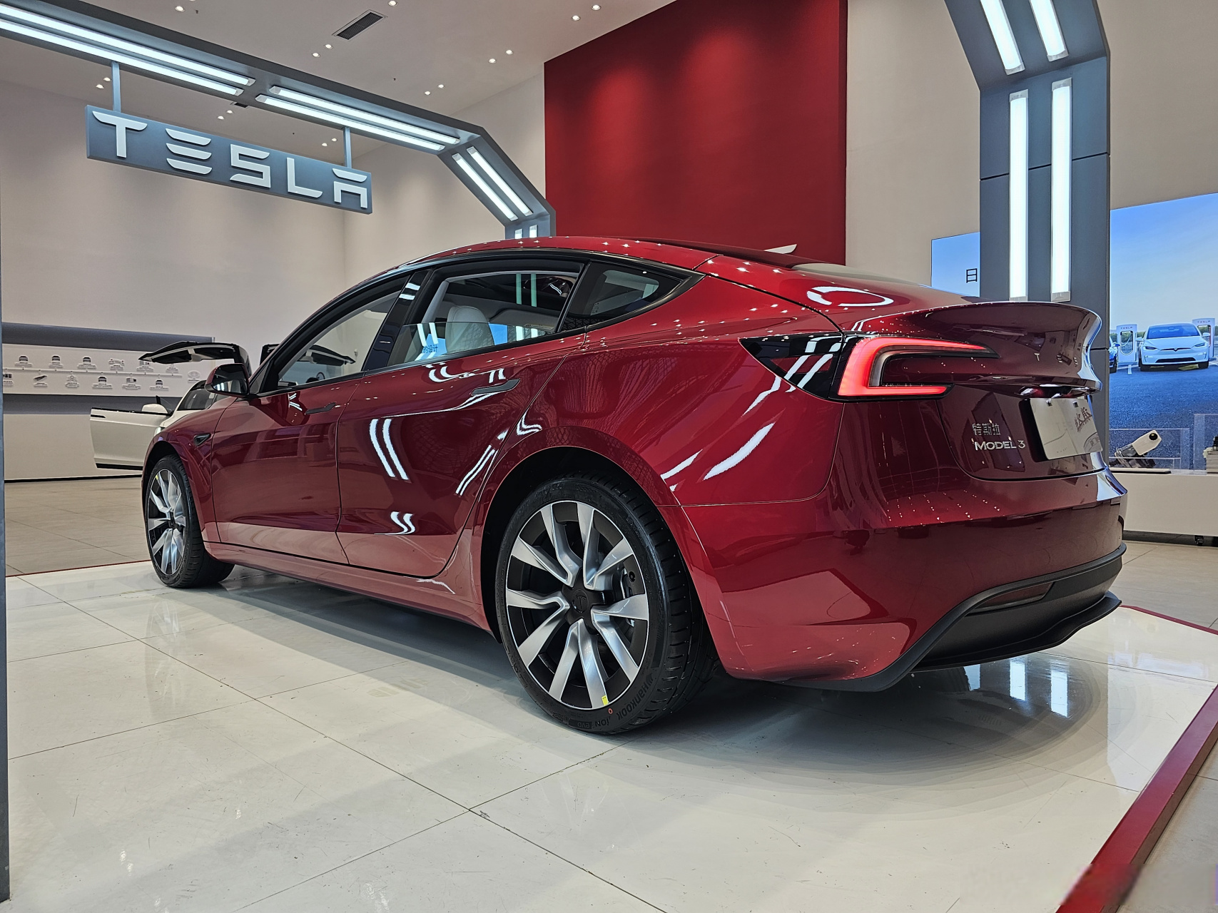 model3焕新版展车到店#全新特斯拉model3 到合肥咯!