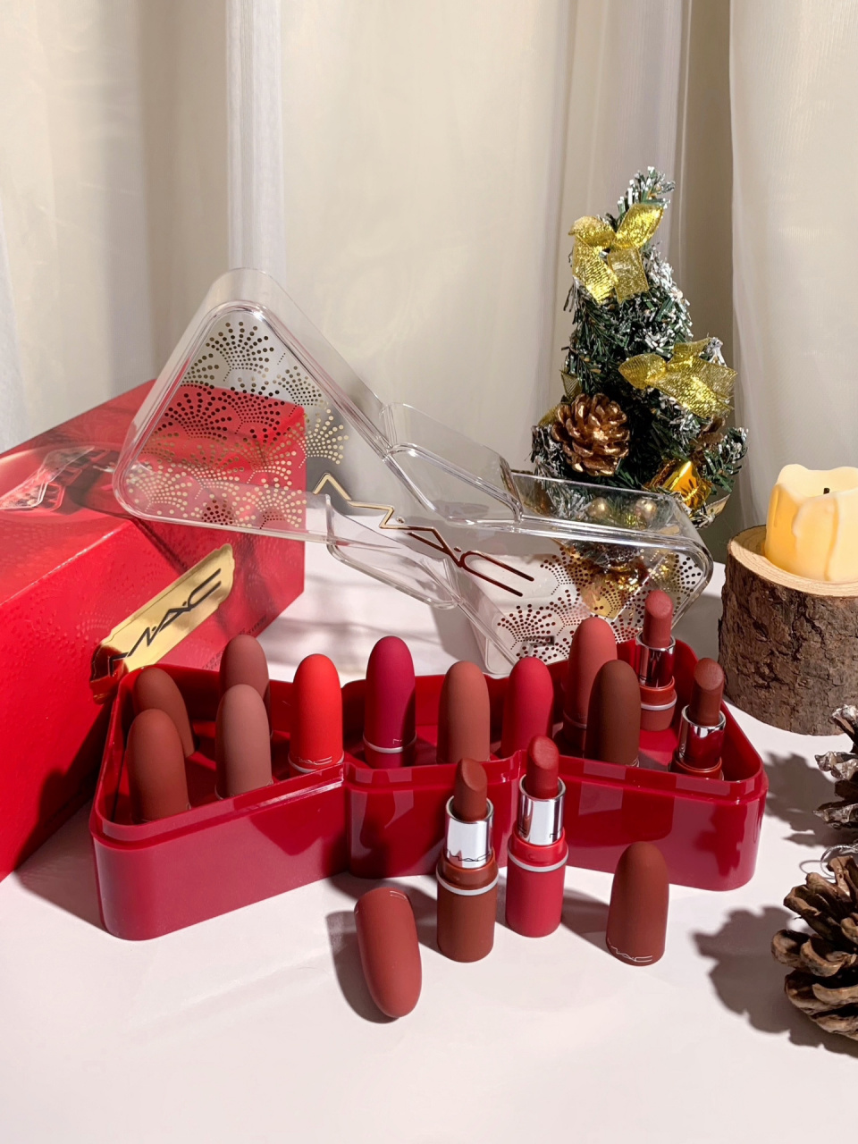 不愧是你mac圣诞限定礼盒 终于有这种实用又好看的集合了跟我一样的