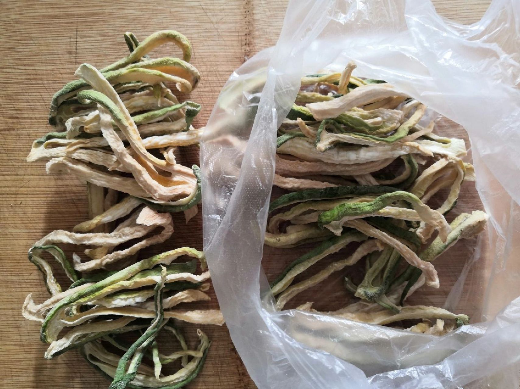 晒干的萝卜干大家都怎么保存呢?