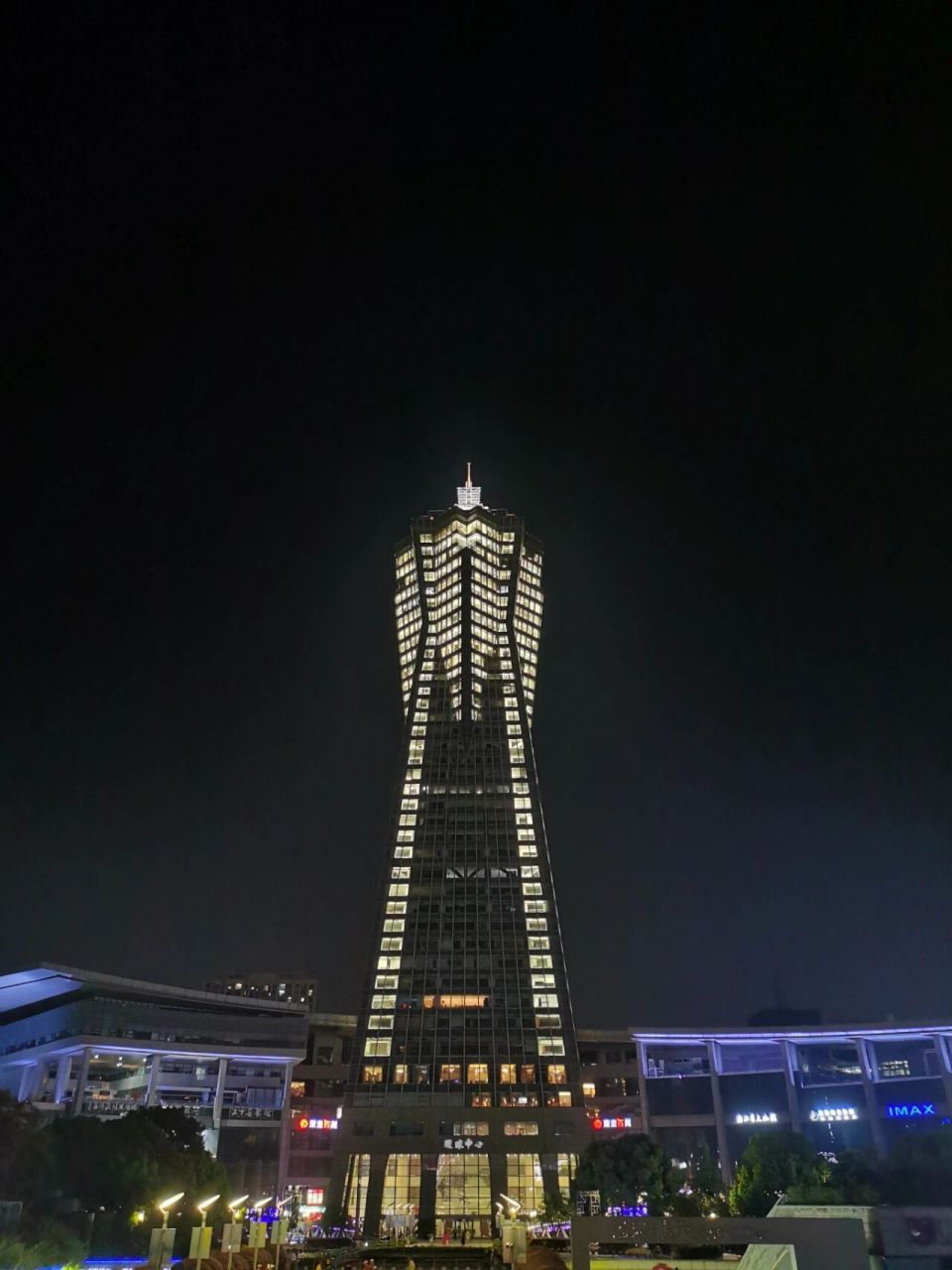 杭州武林广场地标建筑打卡95