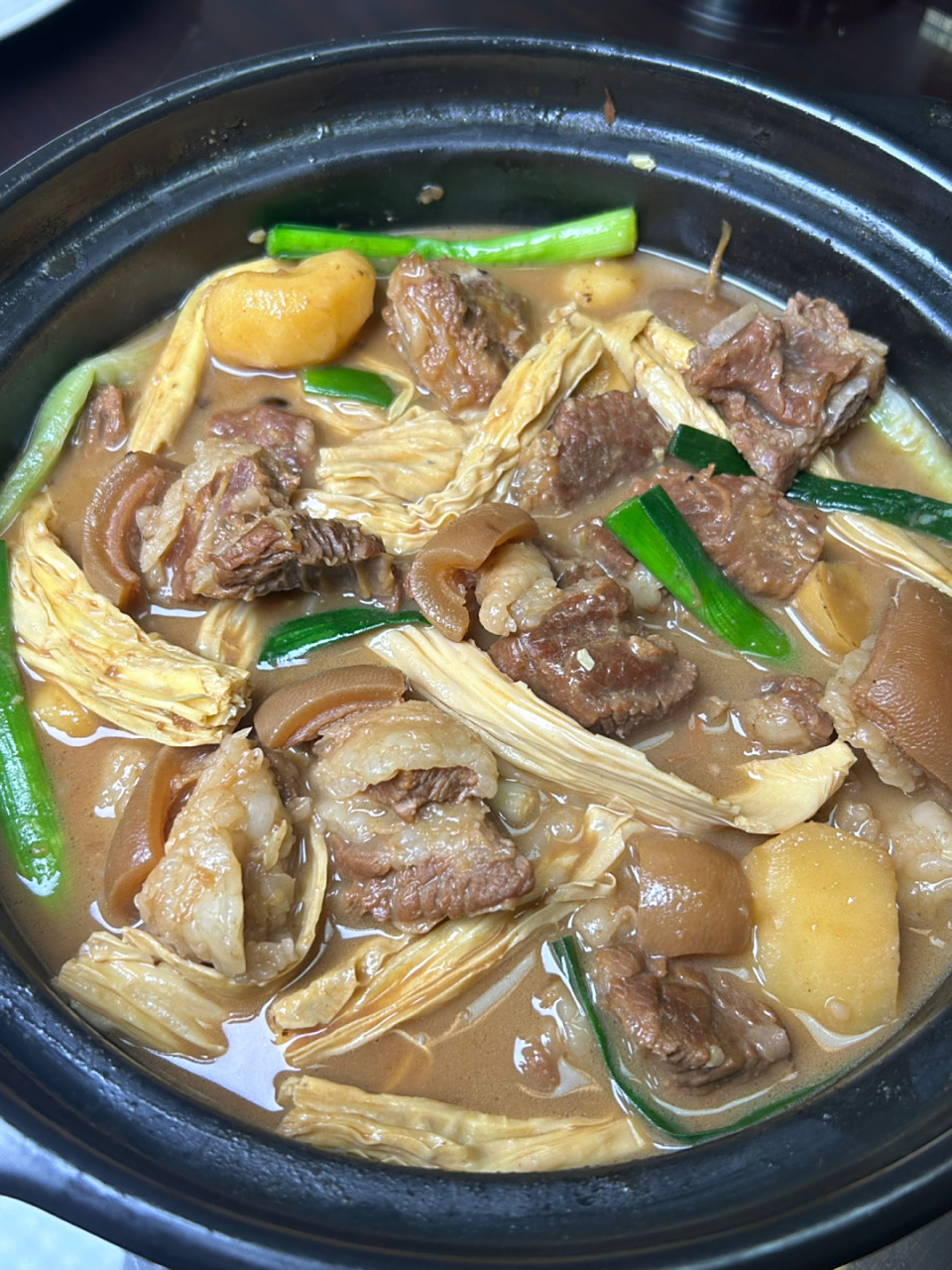 支竹羊腩煲!驱寒暖胃,入冬必备! 我妈的拿手菜!