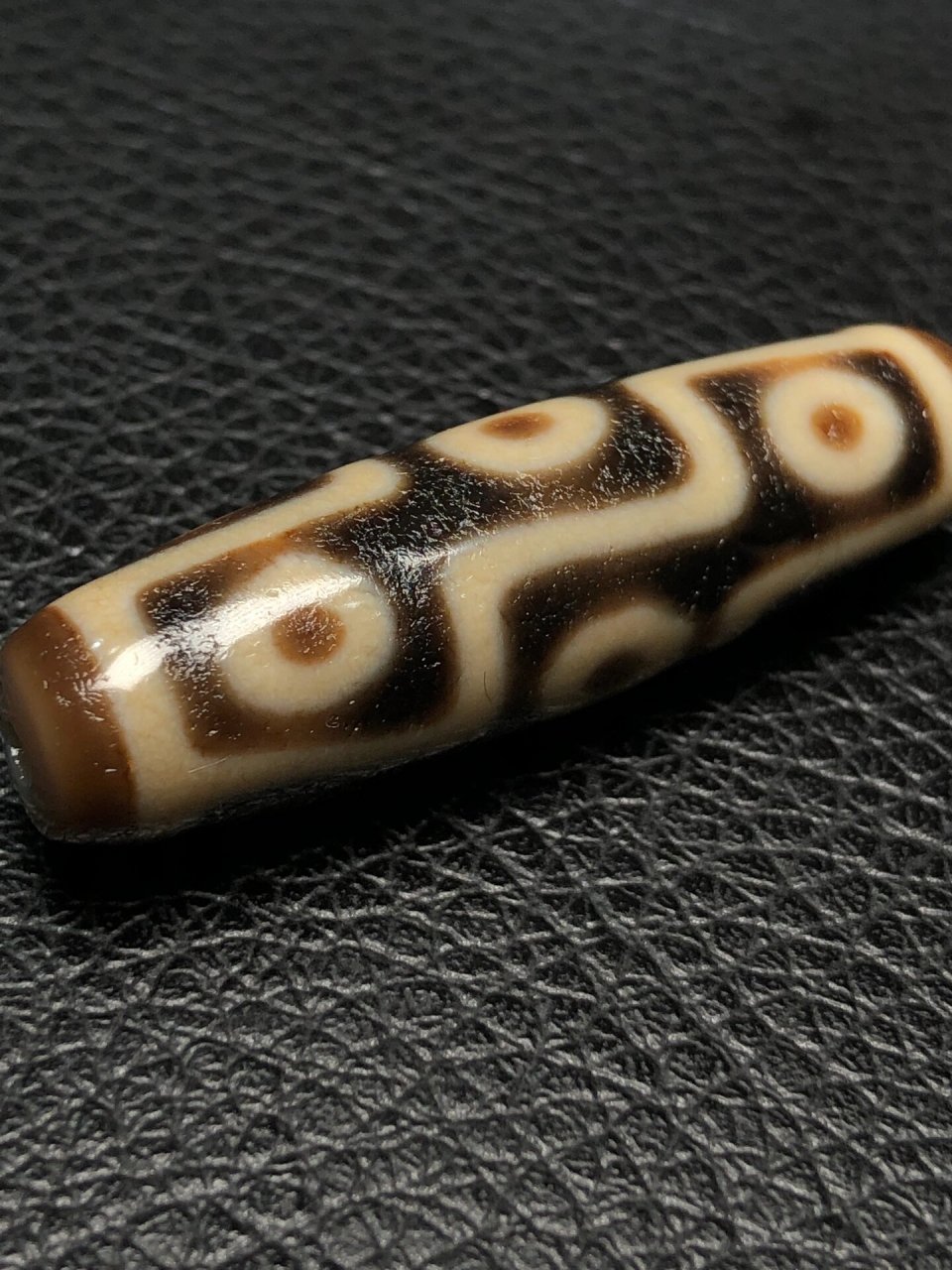 上肯61超顶 九眼天珠 九眼天珠