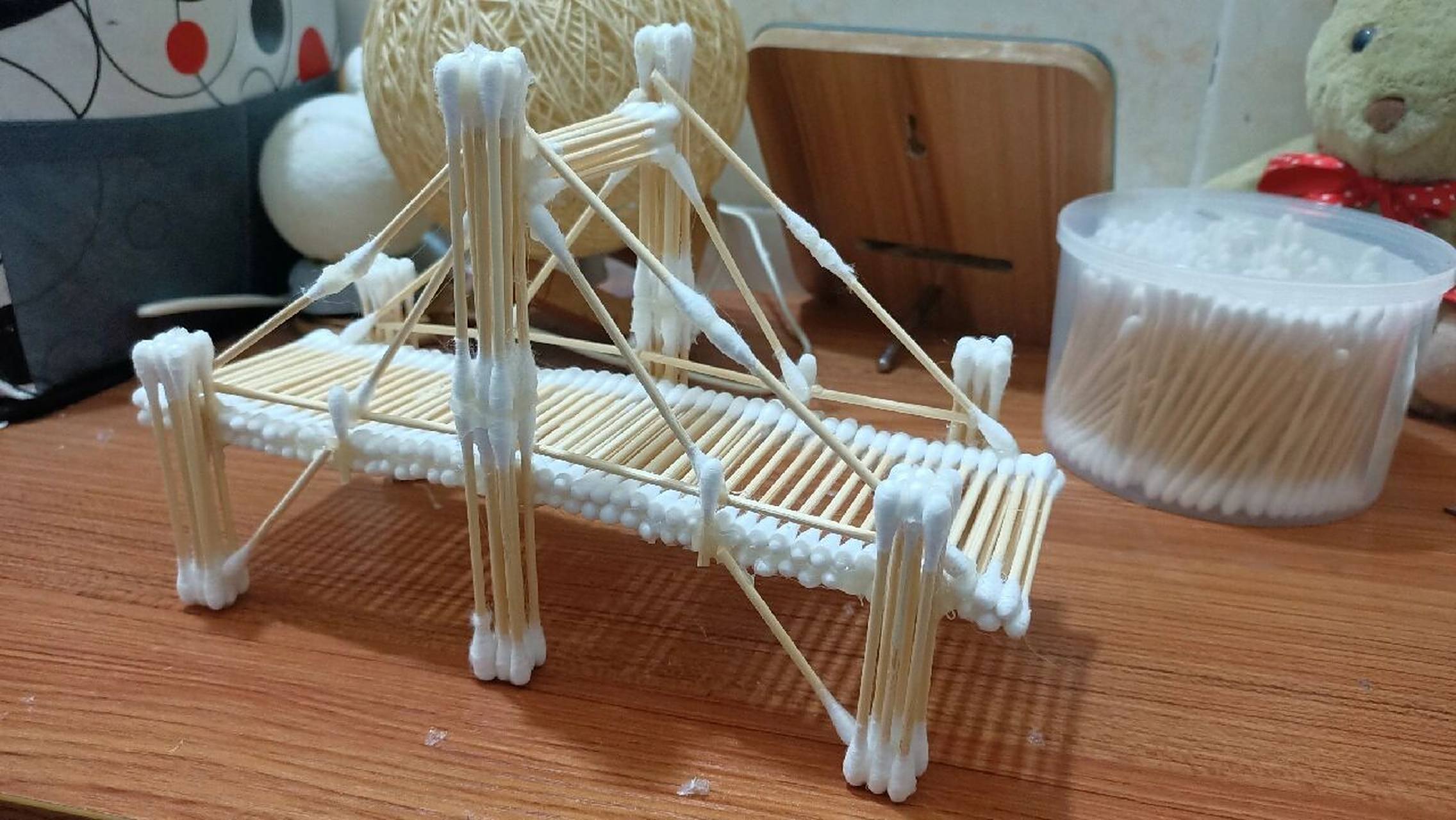 棉签 热容胶=桥 挺有意思的立体构成