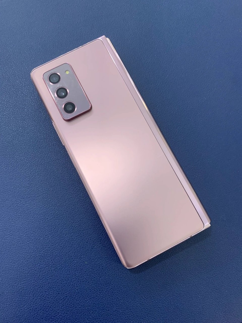 三星galaxyzfold2 5g(sm-f9160)折叠屏  国行全网通  12gb 512gb-迷雾