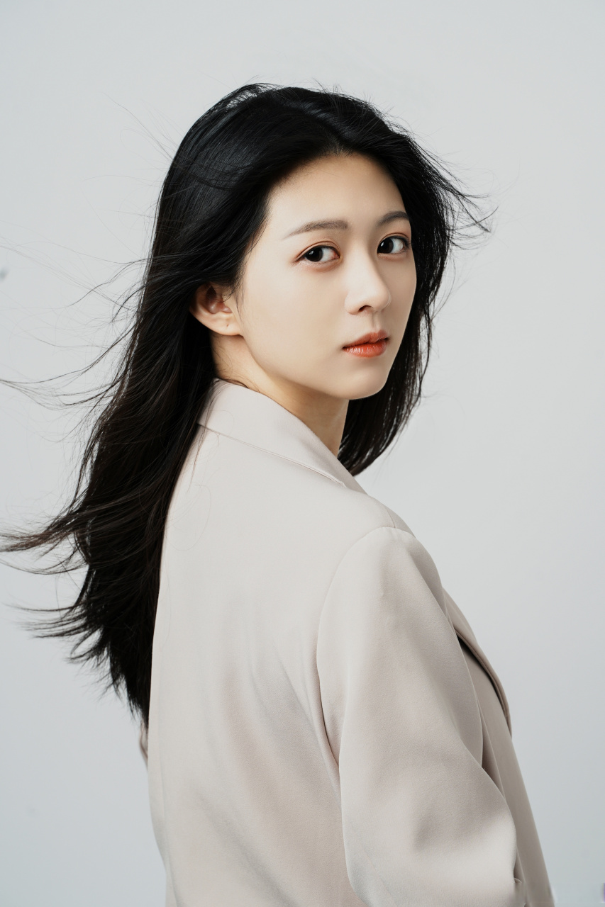 于杨梓# 飘逸的头发[嘻嘻]