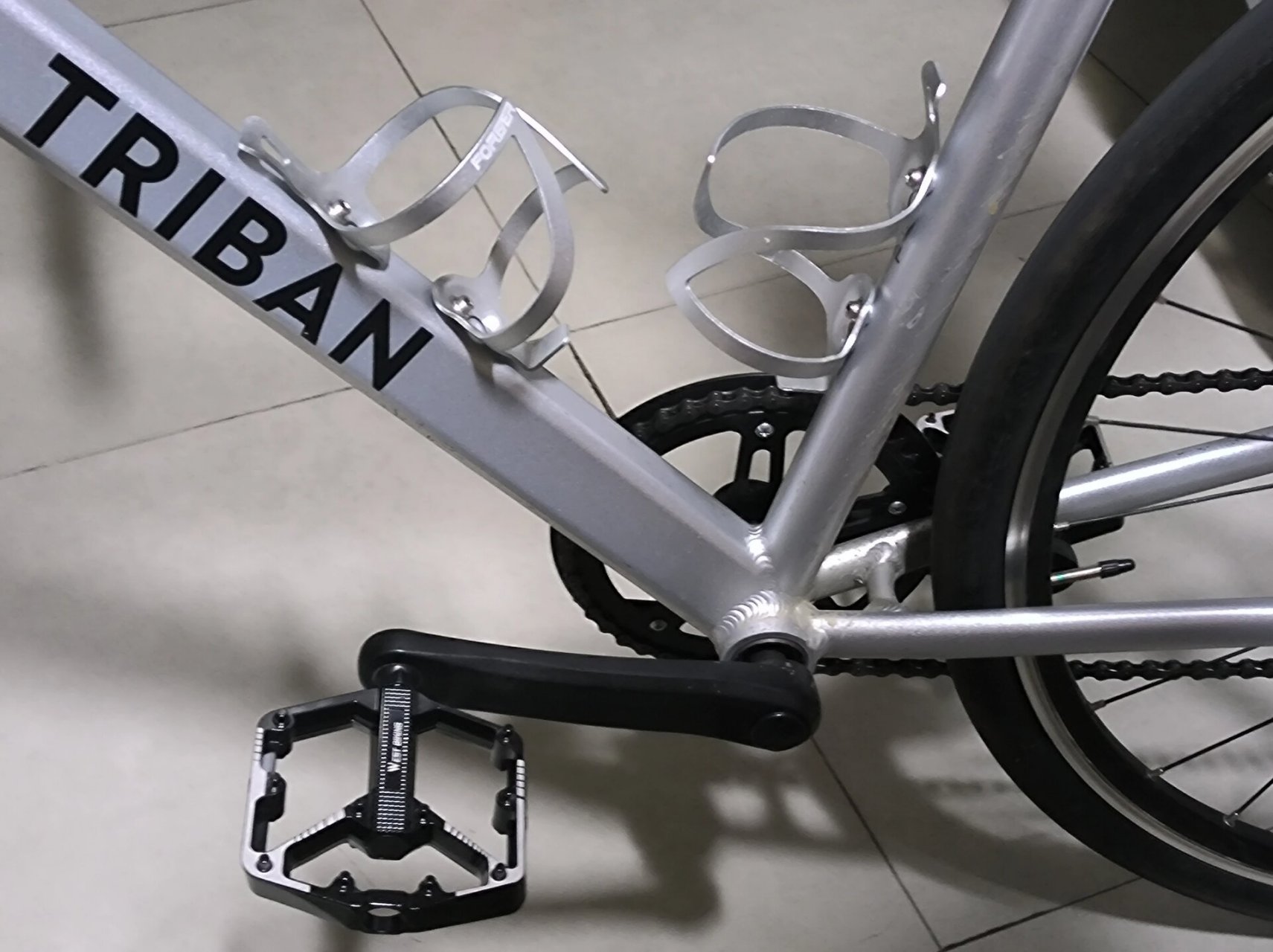 主打就是一个性价比#迪卡侬rc100#  #公路车