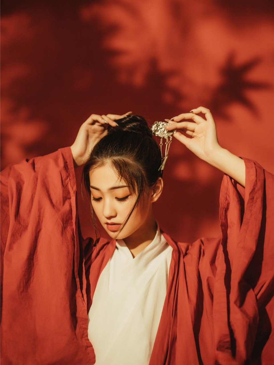 高颜值国风古韵红衣美女写真组图推荐南充超话古风写真超话写真超话