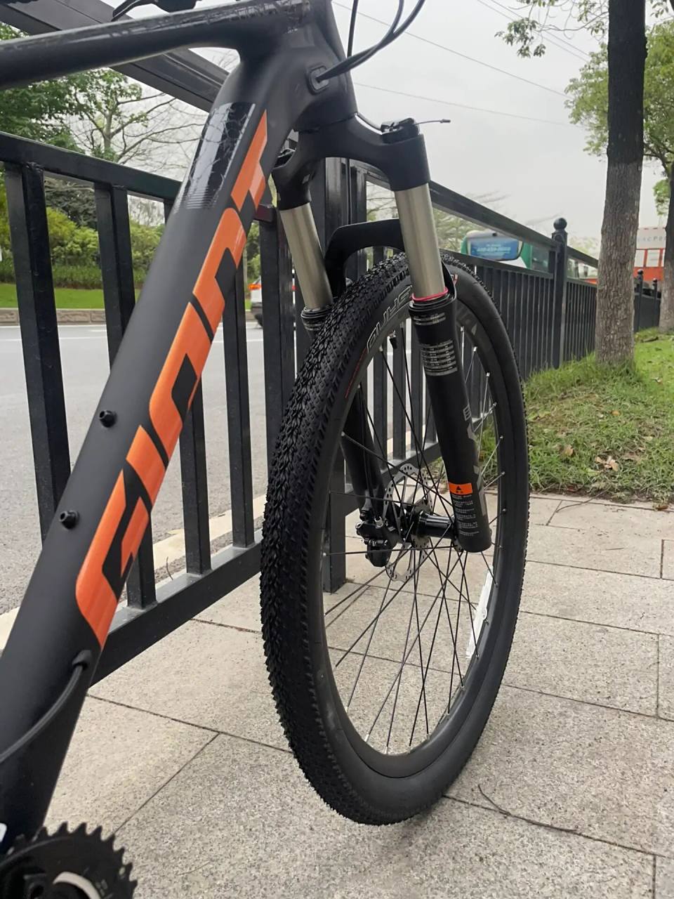 23款捷安特xtc 800 plus 山地自行车 23款 xtc 800 plus  全内走线