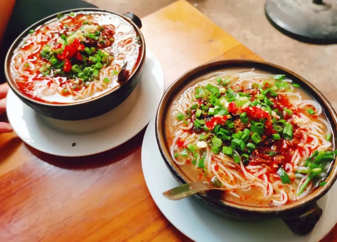 星罗棋布,其魅力自不用多说,但其味道却在不断云南保山米线图片云南