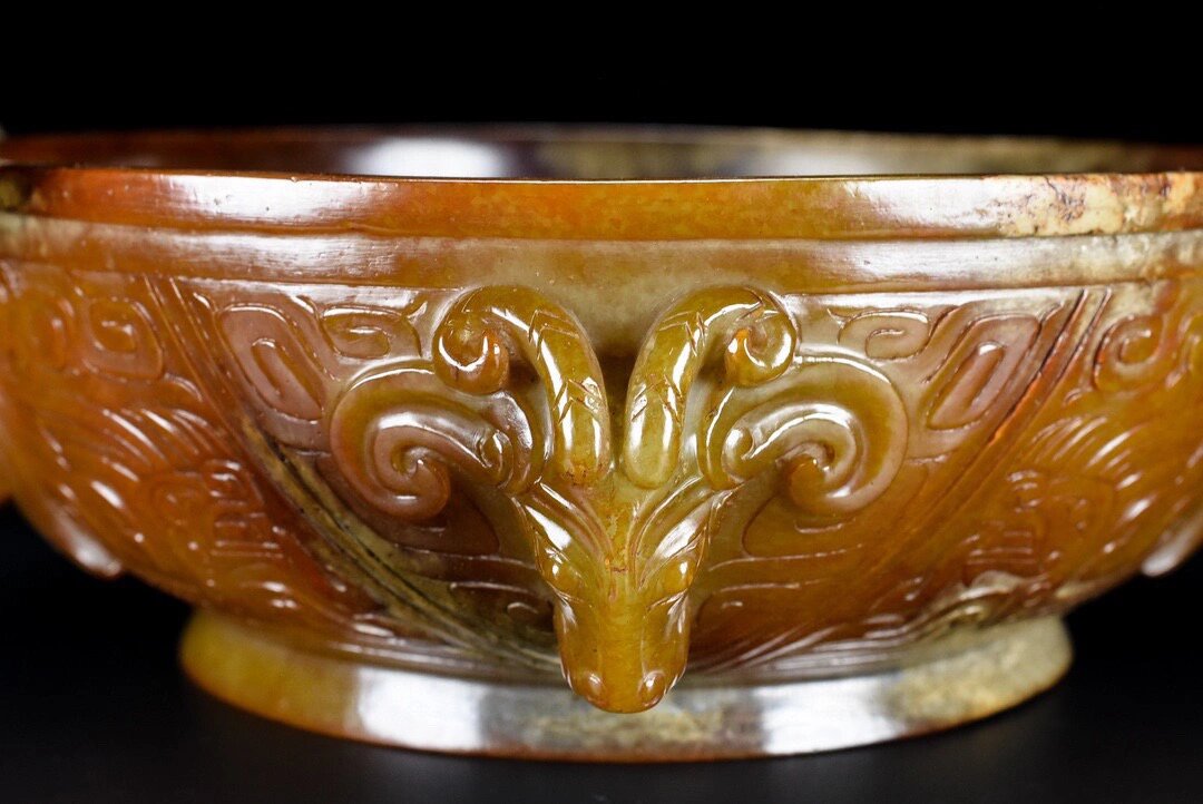 古玉老玉生坑黄沁土沁商代神人羊首盘 古玉老玉生坑黄沁土沁商代神人