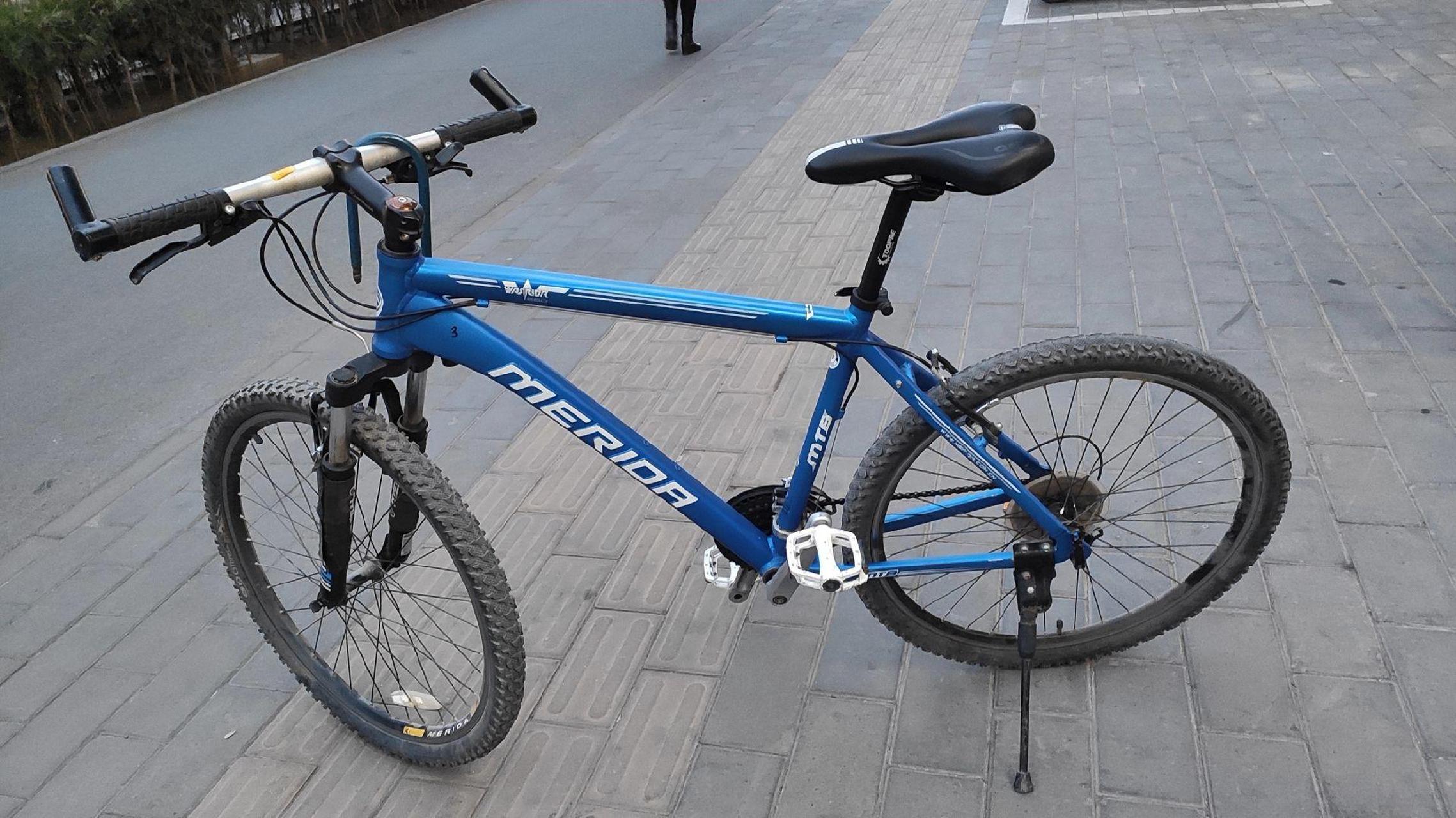 美利达24款公爵300,铝合金车架,油压刹车,全内走线车架,cuse变速系统2