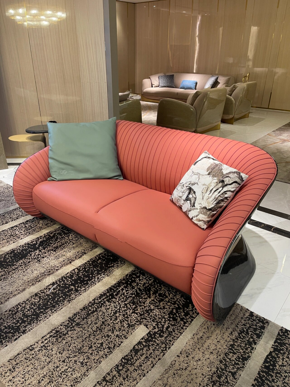 意式轻奢沙发推荐 | 慕尚威登家居🇮🇹 品牌:慕尚威登 品名:bgl