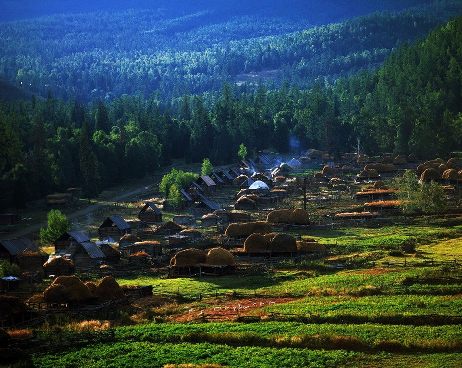 西北第一村·新疆白哈巴村