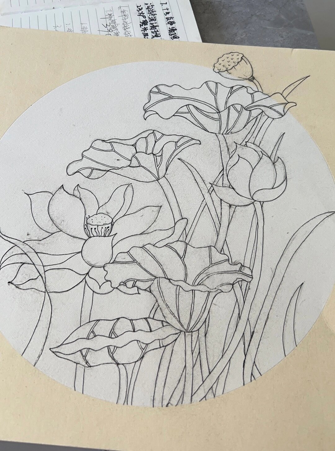 荷花圆形镜片卡纸颜料画