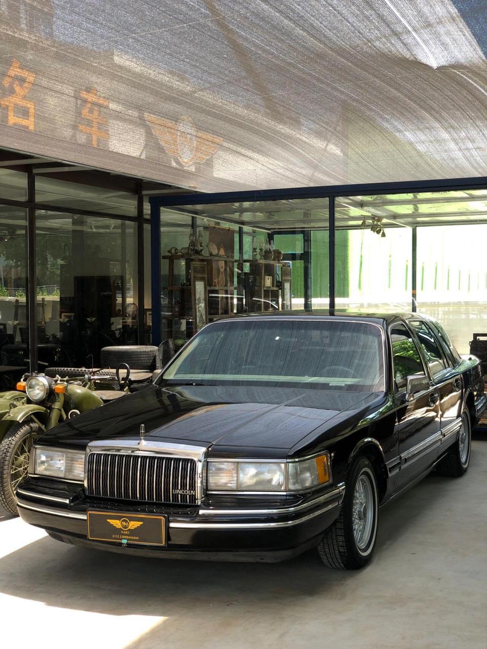 新到1993年林肯城市一手车12公里正常提档过