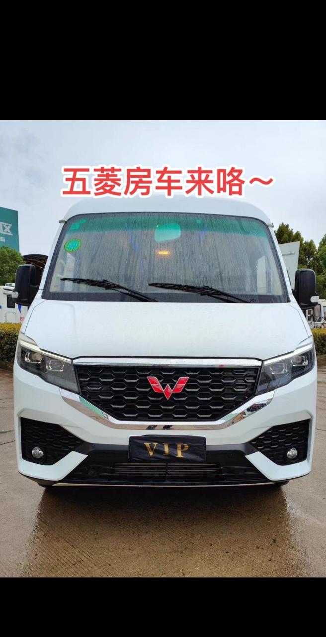 新到一辆21年7月上牌,五菱s300无中门b型房车,整车尺寸:5995*2116*27