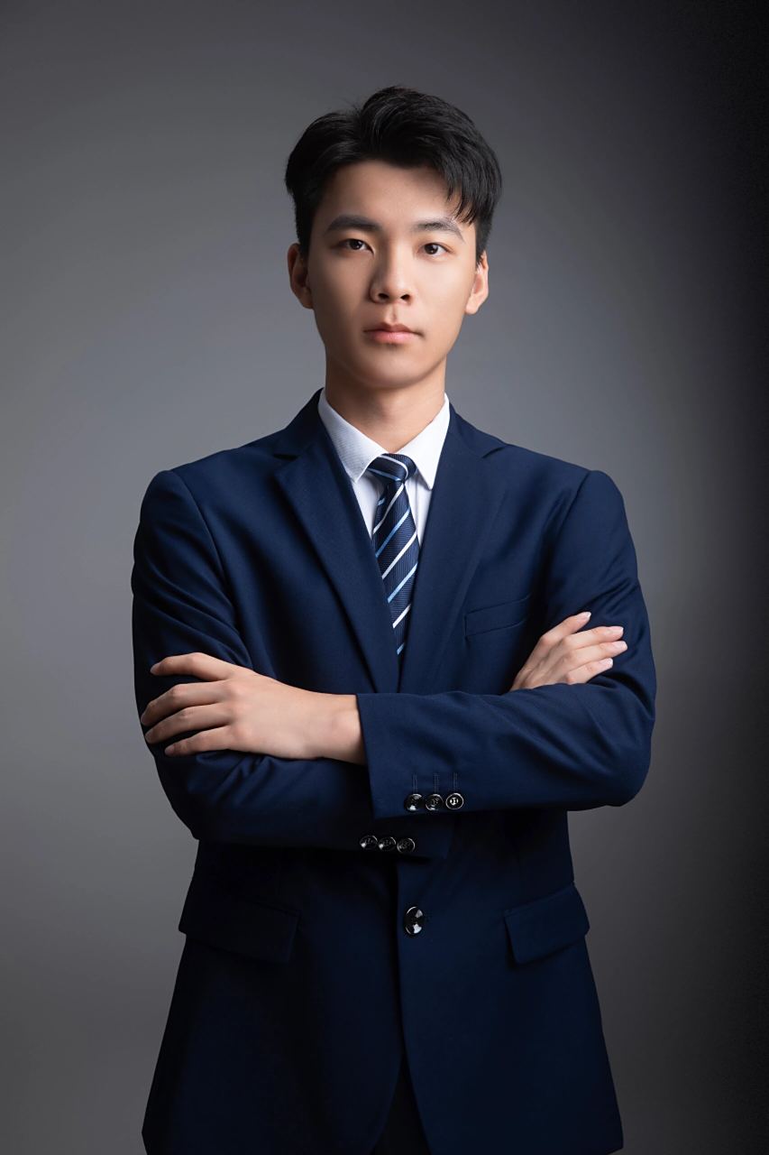 男士商务职业照|广州形象照 男士的职业照彰显得是男士的专业形象和