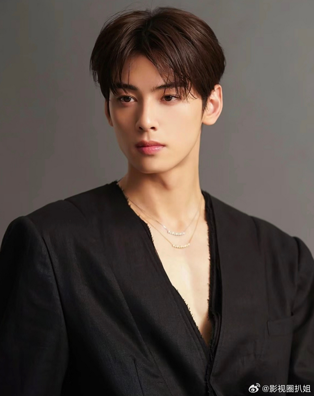 大家觉得池昌旭和车银优谁更帅?