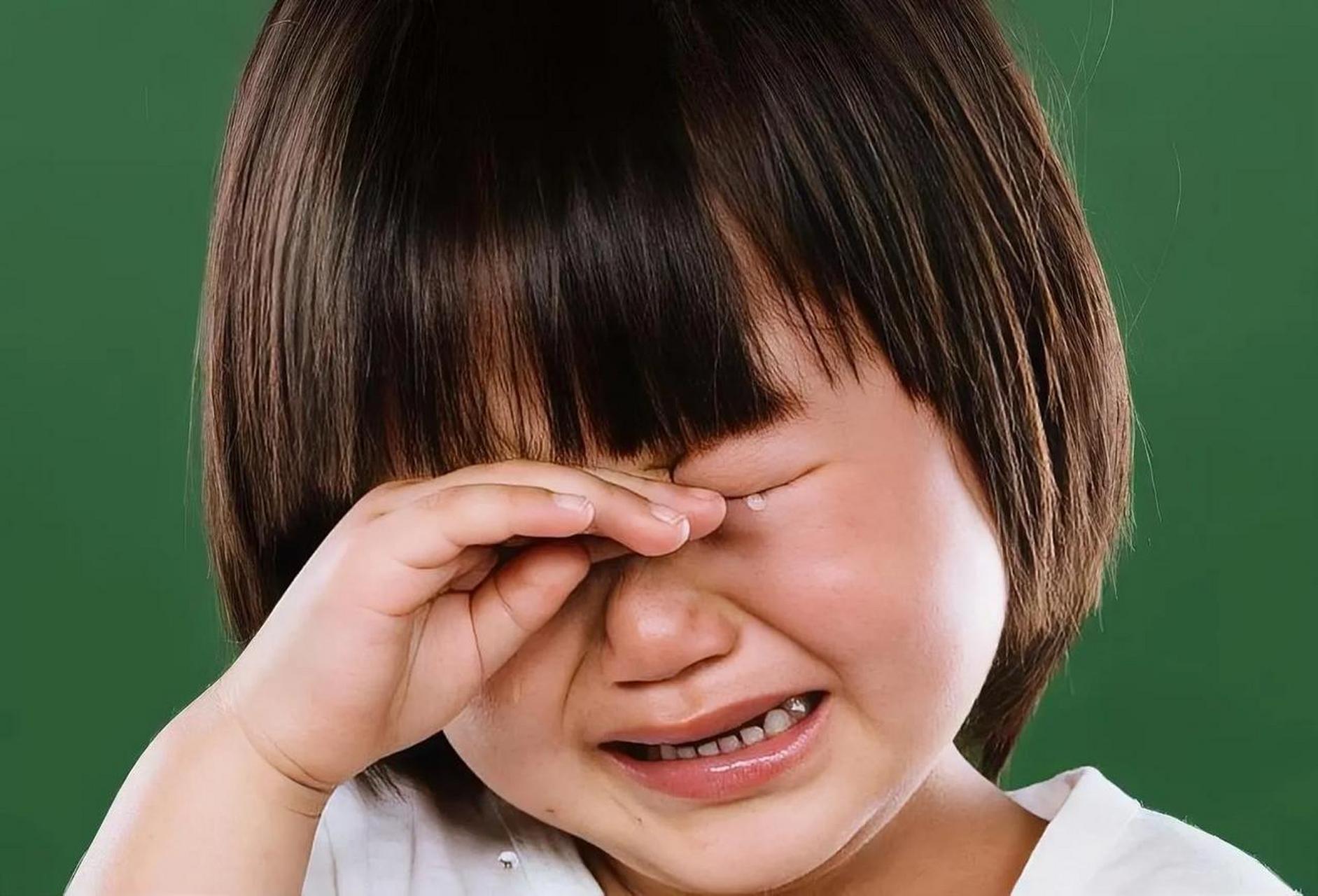 带娃背作文,4个小时没背下来,给孩子急哭了!