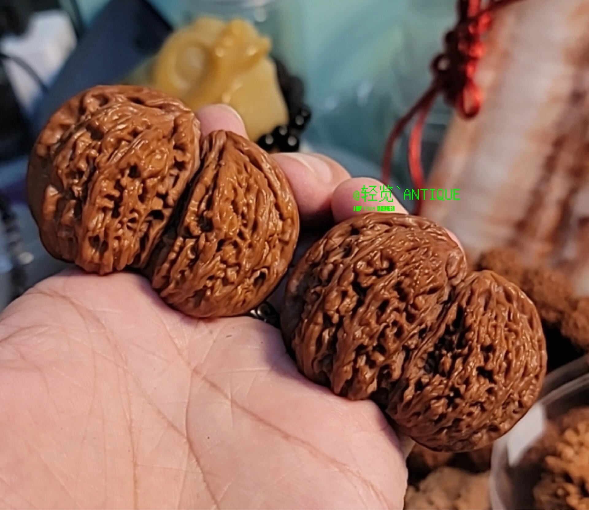 全品白狮子连体,白狮子文玩核桃,异型核桃 白狮子连体; 	 之前是有大