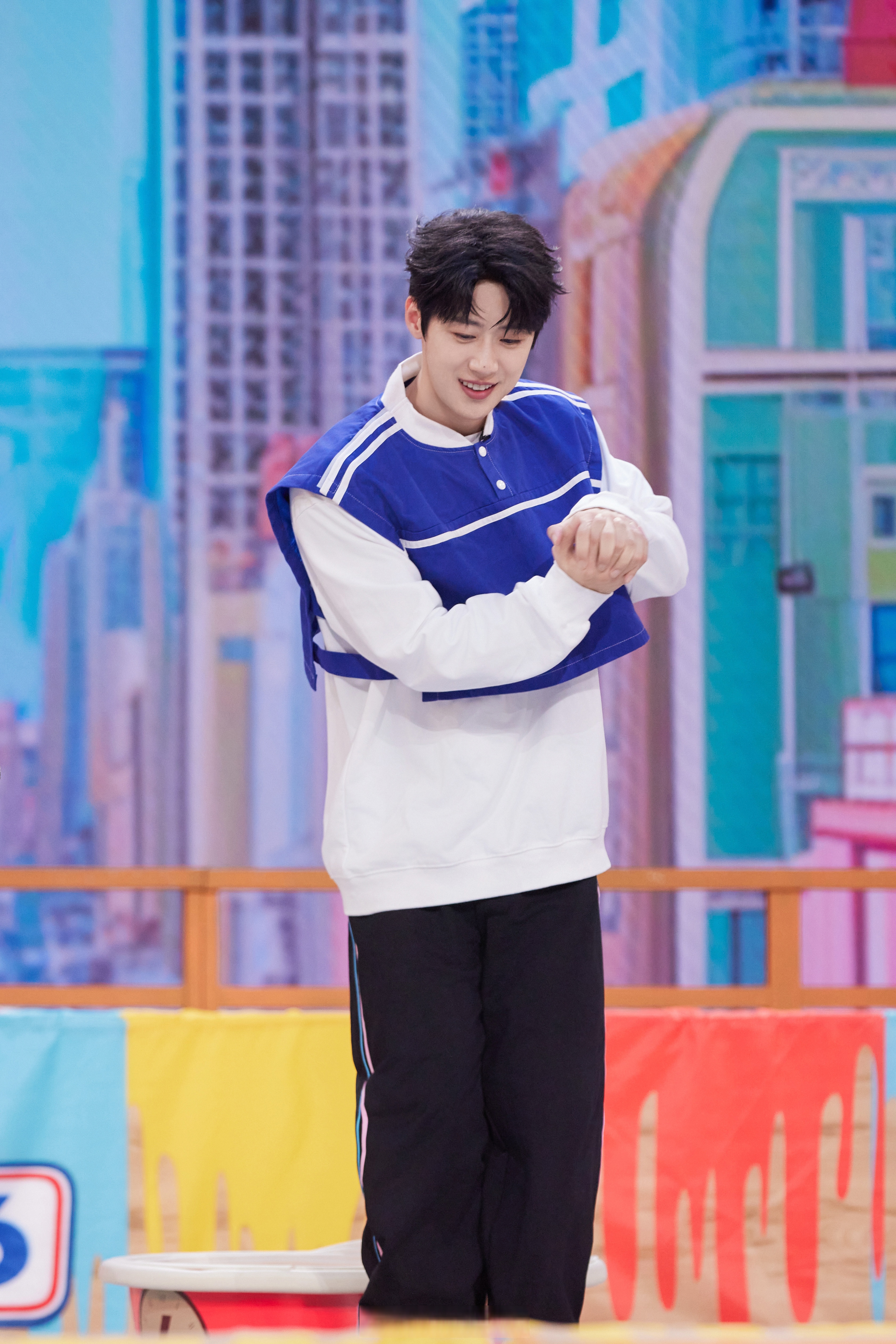 毕竟这次来上好六街的有《猎罪图鉴2》主演檀健次