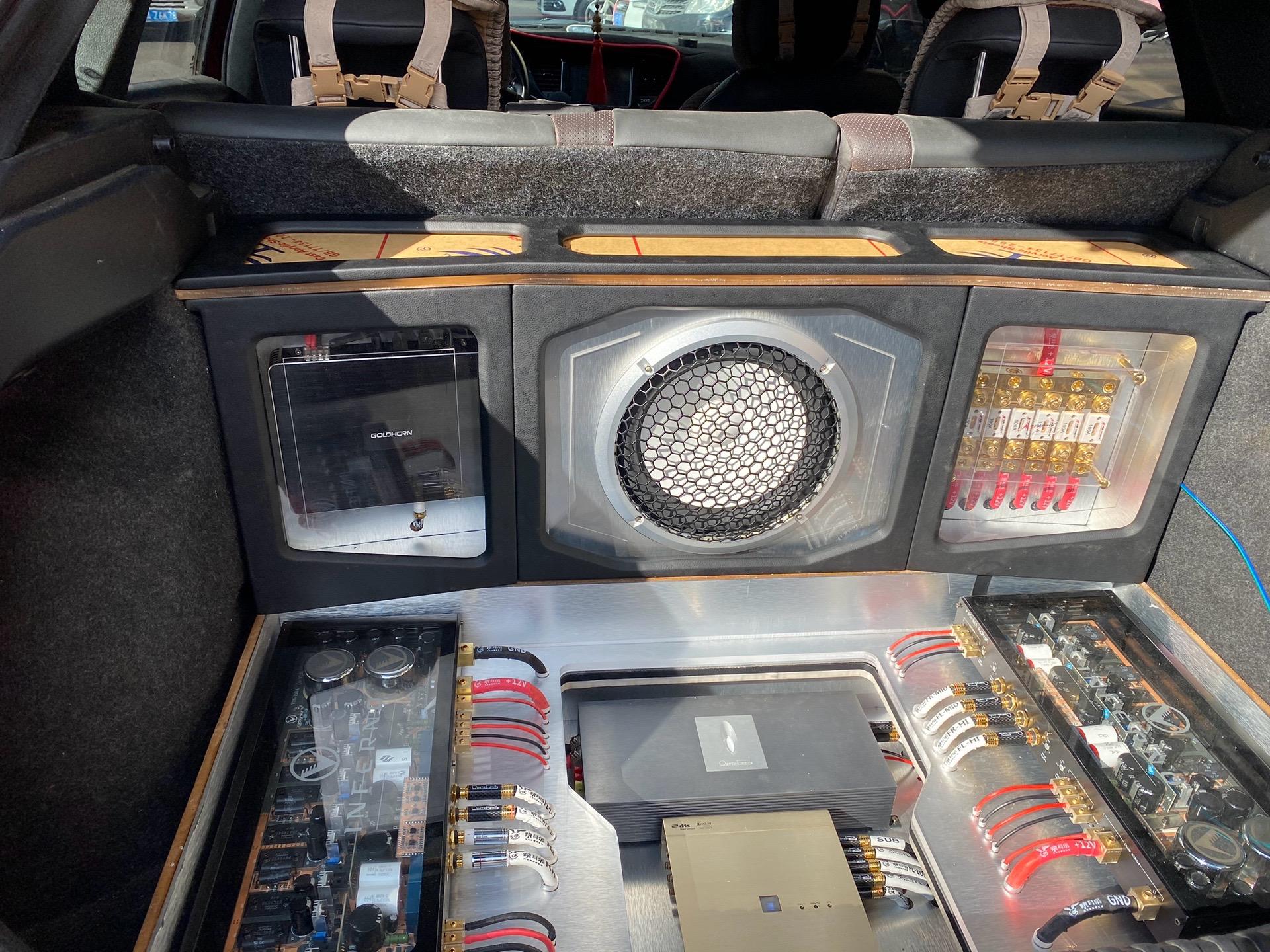 音响不仅是听觉上的享受,还是视觉上的震!